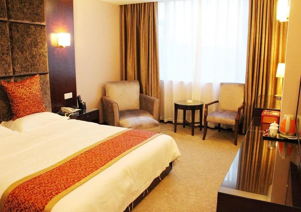 Chengdu Ronghome Hotel מראה חיצוני תמונה